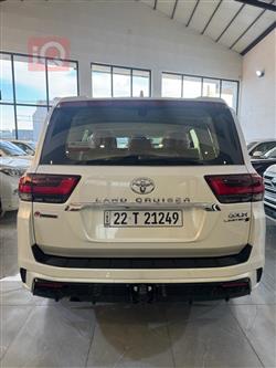 تويوتا لاندكروزر